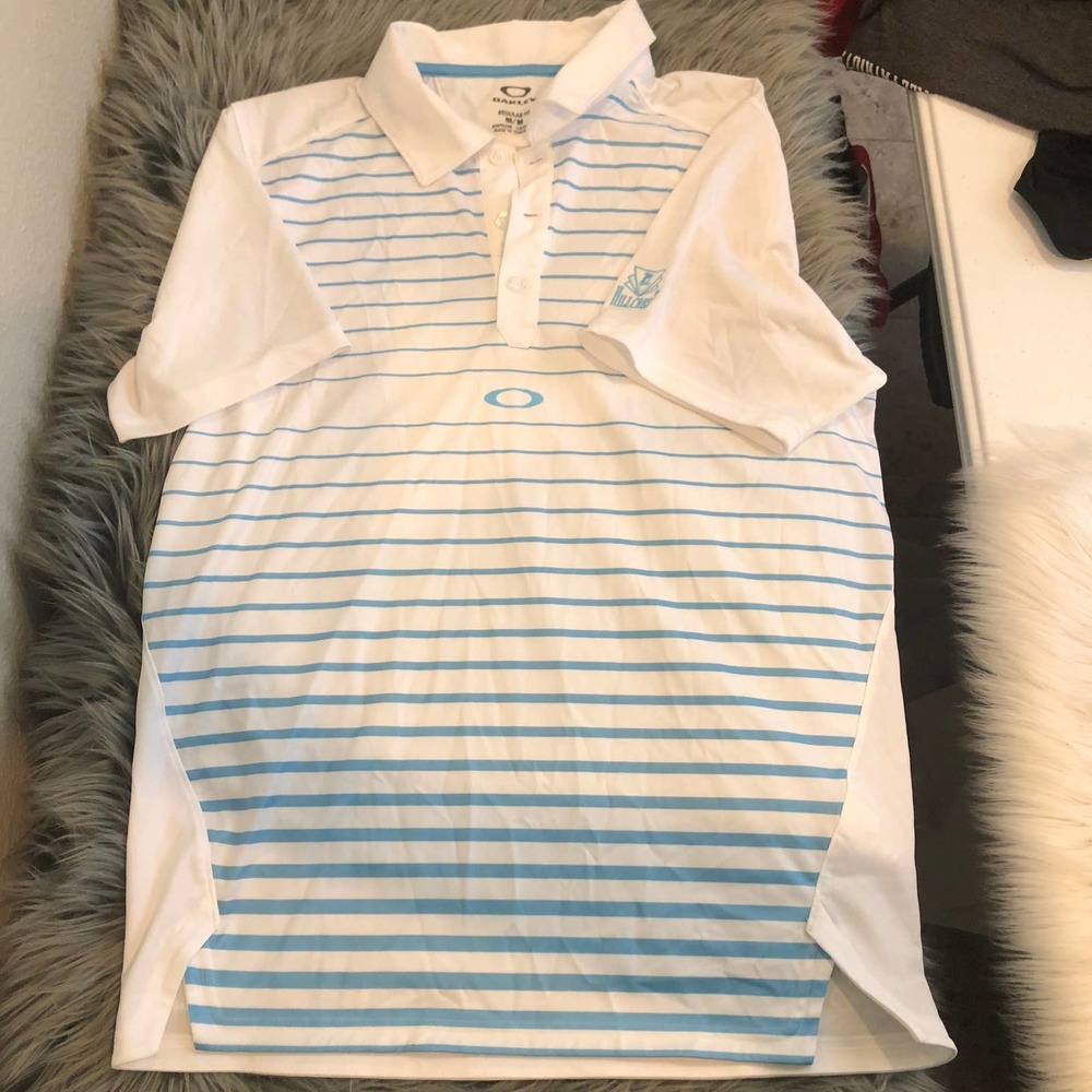 oakley regular fit white blue white strip polo size medium